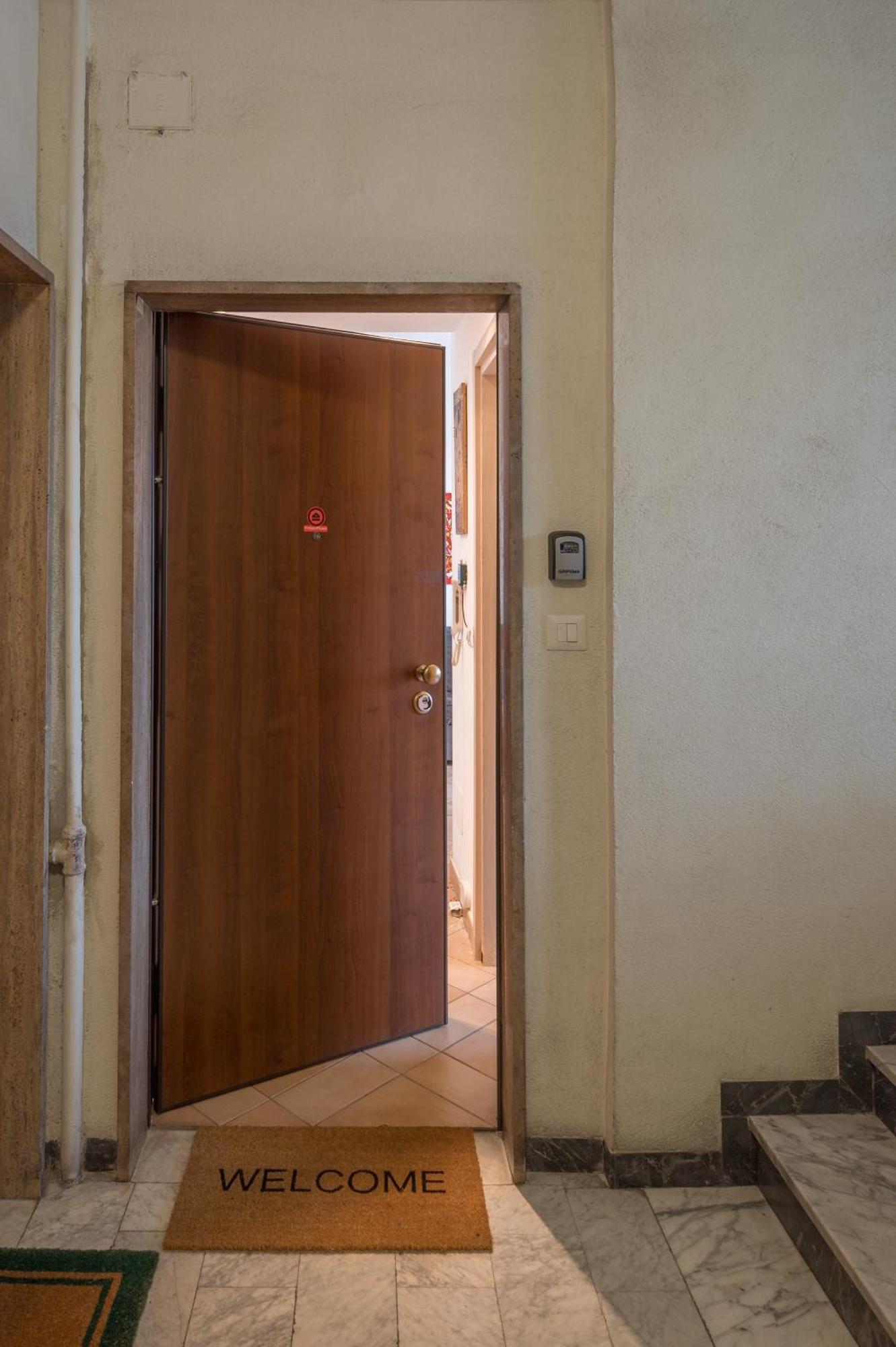 Primopiano - Palmanova Apartment มิลาน ภายนอก รูปภาพ